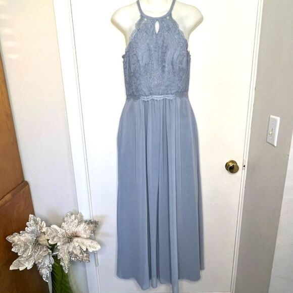 AZAZIE DUSTY BLUE LACE & CHIFFON FORMAL KEYHOLE HALTER TOP BRIDESMAID MOB MOG - Picture 1 of 12